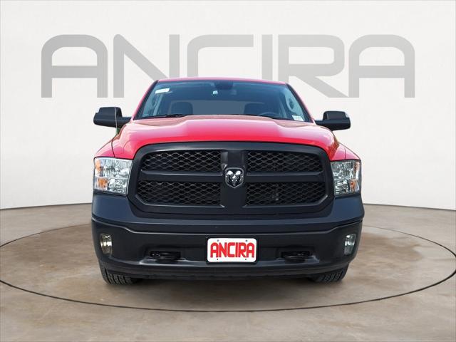 2024 RAM Ram 1500 Classic RAM 1500 CLASSIC TRADESMAN QUAD CAB 4X4 64 BOX