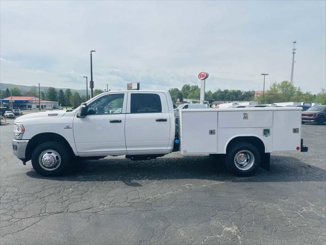 2024 RAM Ram 3500 Chassis Cab RAM 3500 TRADESMAN CREW CAB CHASSIS 4X4 60 CA