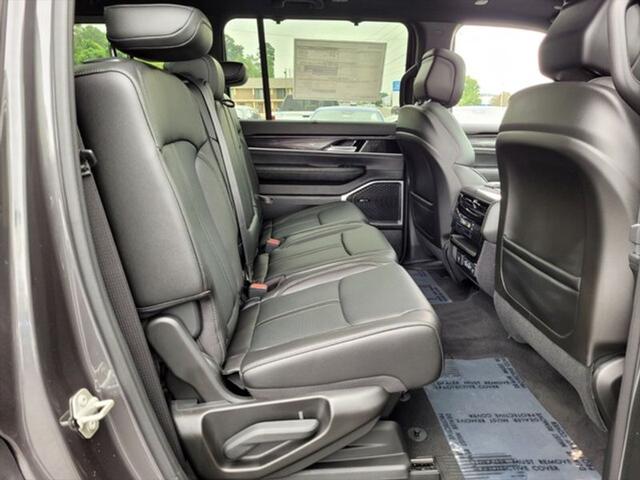 2024 Jeep Wagoneer Series I 4x2