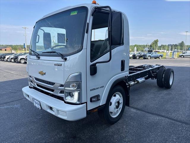 2025 Chevrolet 5500 Unknown