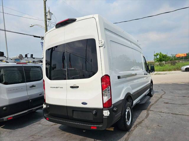 2020 Ford Transit Cargo Van T-250