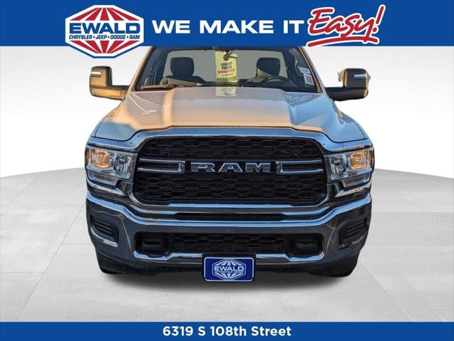 2024 RAM Ram 3500 Chassis Cab RAM 3500 TRADESMAN CHASSIS REGULAR CAB 4X4 60 CA