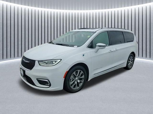 2024 Chrysler Pacifica Hybrid PACIFICA PLUG-IN HYBRID PINNACLE