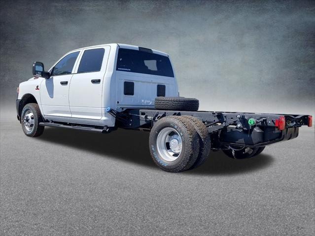 2024 RAM Ram 3500 Chassis Cab RAM 3500 TRADESMAN CREW CAB CHASSIS 4X4 60 CA