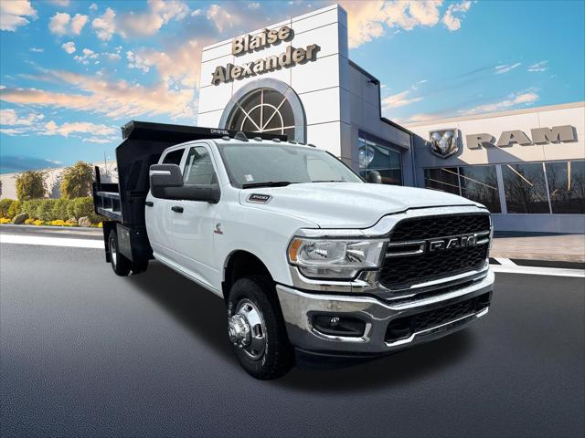 2024 RAM Ram 3500 Chassis Cab RAM 3500 TRADESMAN CREW CAB CHASSIS 4X4 60 CA 2024 RAM Ram 3500 Chassis Cab RAM 3500 TRADESMAN CREW CAB CHASSIS 4X4 60 CA