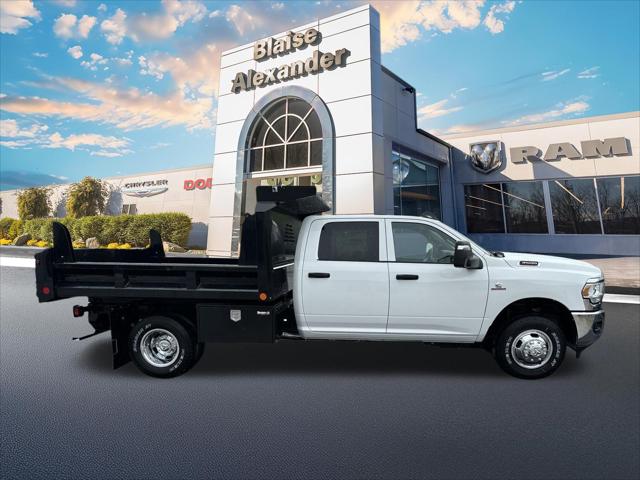 2024 RAM Ram 3500 Chassis Cab RAM 3500 TRADESMAN CREW CAB CHASSIS 4X4 60 CA 2024 RAM Ram 3500 Chassis Cab RAM 3500 TRADESMAN CREW CAB CHASSIS 4X4 60 CA