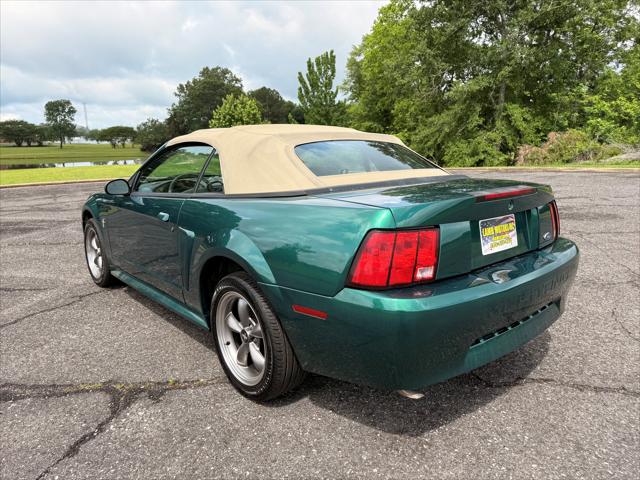 2000 Ford Mustang Convertible