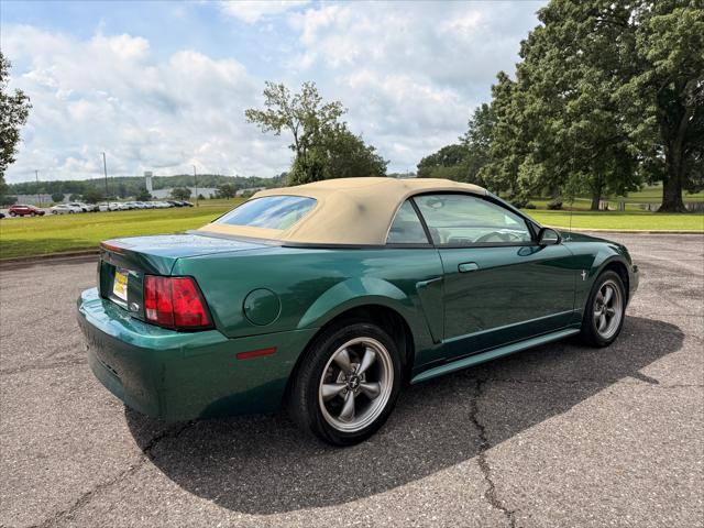 2000 Ford Mustang Convertible
