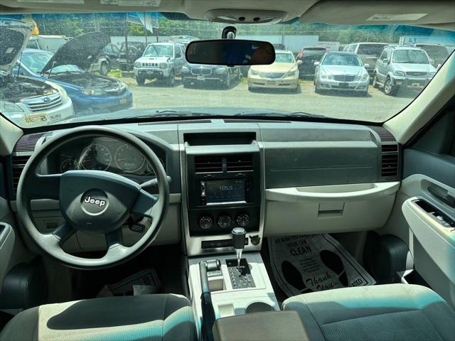 2008 Jeep Liberty Sport