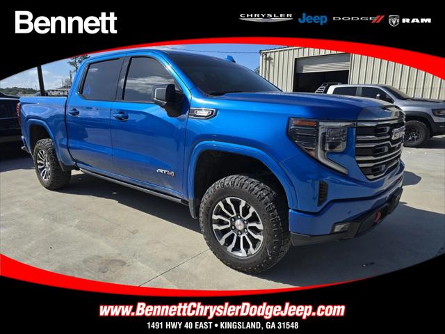 2023 GMC Sierra 1500 4WD Crew Cab Short Box AT4