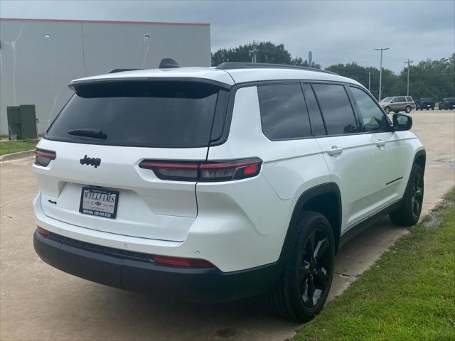 2023 Jeep Grand Cherokee L Altitude 4x4