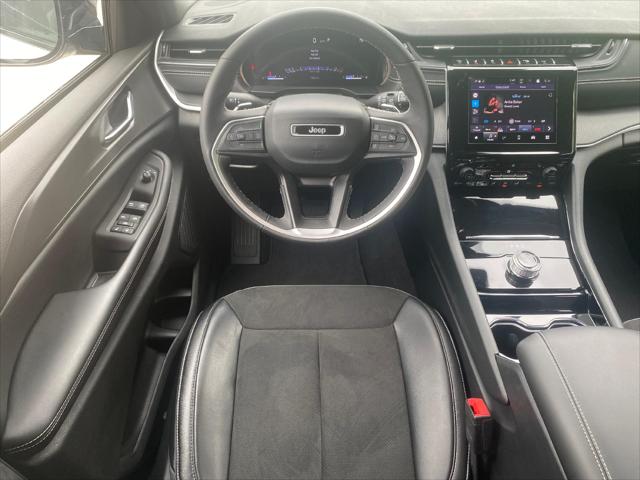 2023 Jeep Grand Cherokee L Altitude 4x4