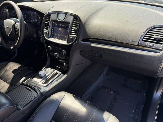 2022 Chrysler 300 S