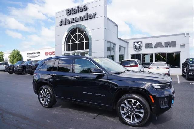 2023 Jeep Grand Cherokee Overland for sale in Lewisburg, PA