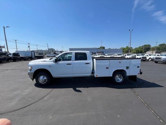 2024 RAM Ram 3500 Chassis Cab RAM 3500 TRADESMAN CREW CAB CHASSIS 4X4 60 CA