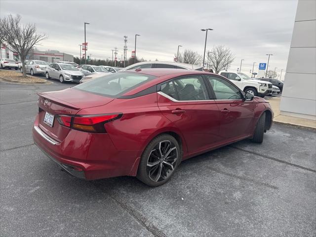 2023 Nissan Altima SR FWD