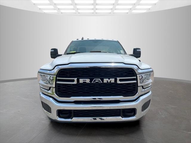 2024 RAM Ram 3500 RAM 3500 TRADESMAN REGULAR CAB 4X4 8 BOX
