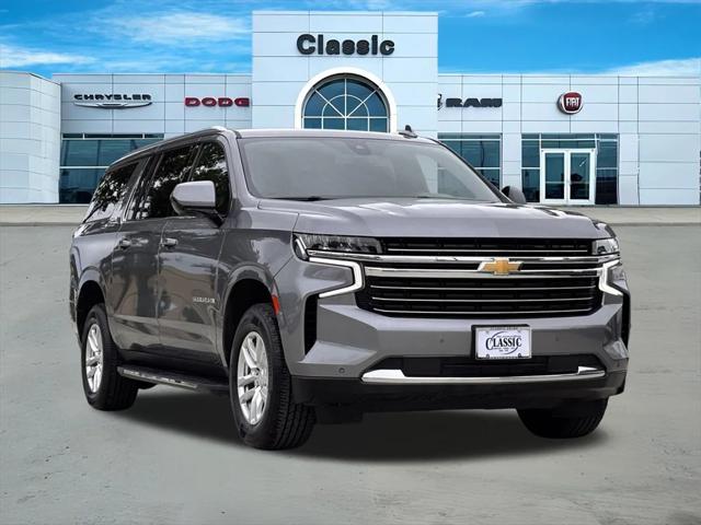 2022 Chevrolet Suburban 2WD LT