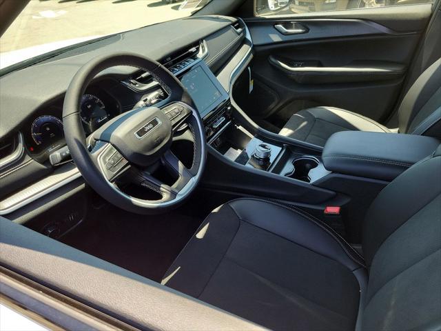 2024 Jeep Grand Cherokee GRAND CHEROKEE L ALTITUDE 4X2