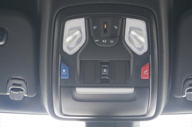 2025 RAM Ram 1500 RAM 1500 BIG HORN CREW CAB 4X2 57 BOX