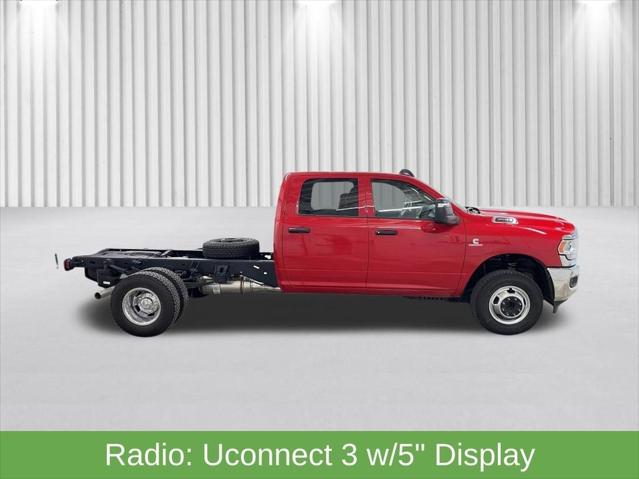 2024 RAM Ram 3500 Chassis Cab RAM 3500 TRADESMAN CREW CAB CHASSIS 4X4 60 CA