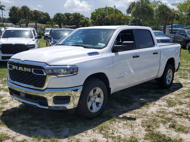 2025 RAM Ram 1500 RAM 1500 TRADESMAN CREW CAB 4X2 57 BOX