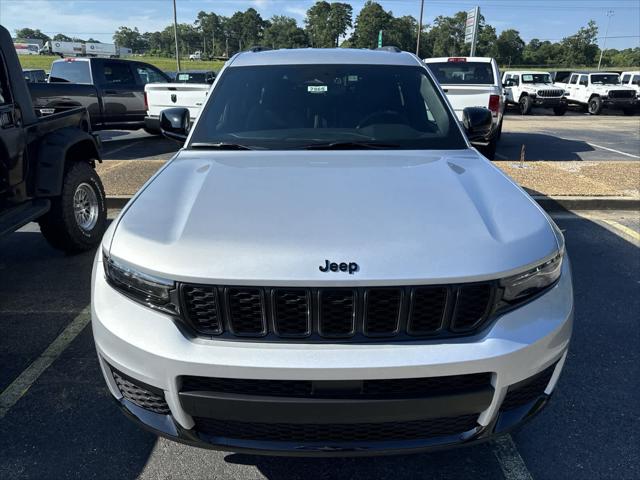 2024 Jeep Grand Cherokee GRAND CHEROKEE L ALTITUDE 4X2