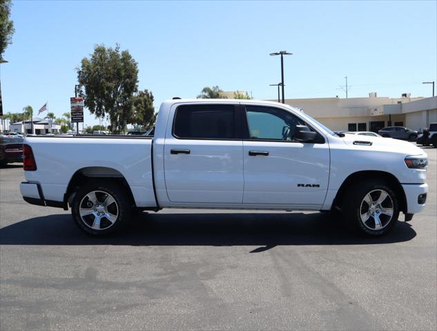 2025 RAM Ram 1500 RAM 1500 TRADESMAN CREW CAB 4X2 57 BOX
