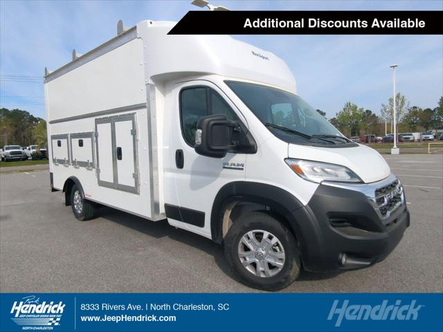 2024 RAM Ram ProMaster RAM PROMASTER 3500 SLT CUTAWAY 159 WB EXT / 104 CA