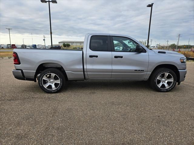 2025 RAM Ram 1500 RAM 1500 TRADESMAN QUAD CAB 4X2 64 BOX