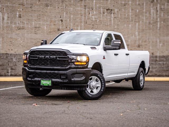 2024 RAM Ram 3500 RAM 3500 TRADESMAN CREW CAB 4X4 8 BOX