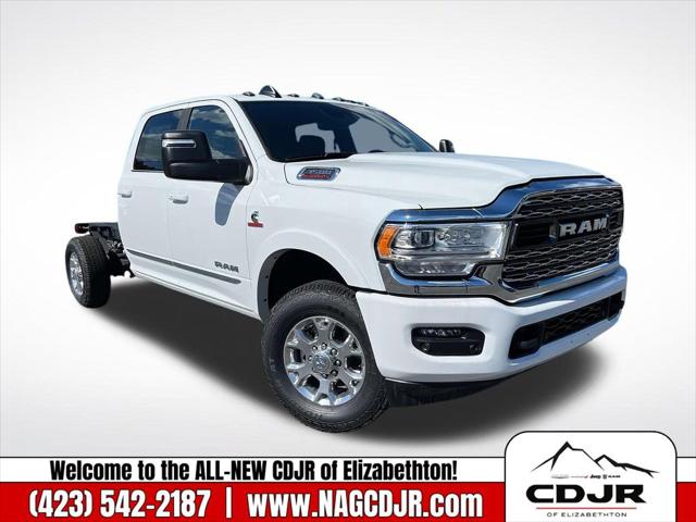 2024 RAM Ram 3500 Chassis Cab RAM 3500 LIMITED CREW CAB CHASSIS 4X4 60 CA