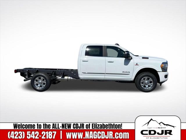2024 RAM Ram 3500 Chassis Cab RAM 3500 LIMITED CREW CAB CHASSIS 4X4 60 CA