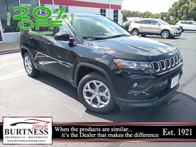 2024 Jeep Compass COMPASS LATITUDE 4X4