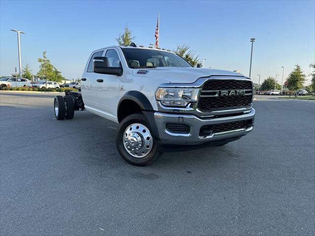 2024 RAM Ram 5500 Chassis Cab RAM 5500 TRADESMAN CHASSIS CREW CAB 4X2 84 CA