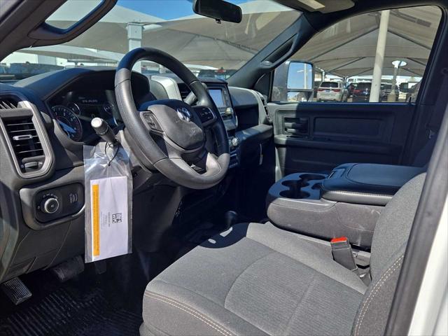 2024 RAM Ram 3500 Chassis Cab RAM 3500 TRADESMAN CREW CAB CHASSIS 4X4 60 CA