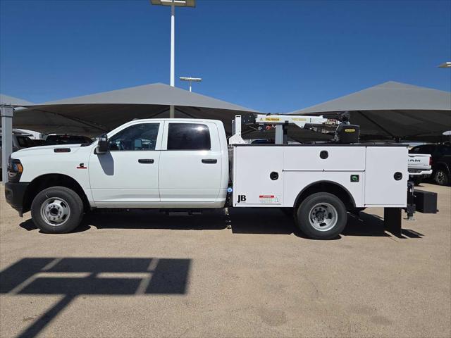 2024 RAM Ram 3500 Chassis Cab RAM 3500 TRADESMAN CREW CAB CHASSIS 4X4 60 CA