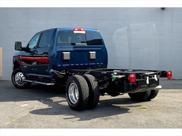 2024 RAM Ram 3500 Chassis Cab RAM 3500 SLT CREW CAB CHASSIS 4X4 60 CA