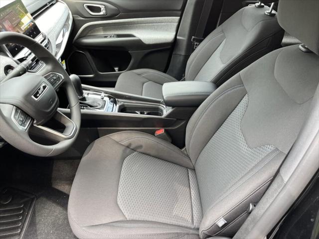 2024 Jeep Compass COMPASS SPORT 4X4