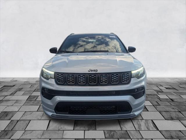 2024 Jeep Compass COMPASS LIMITED 4X4