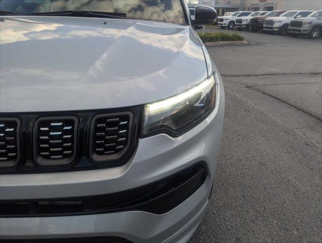 2024 Jeep Compass COMPASS LIMITED 4X4