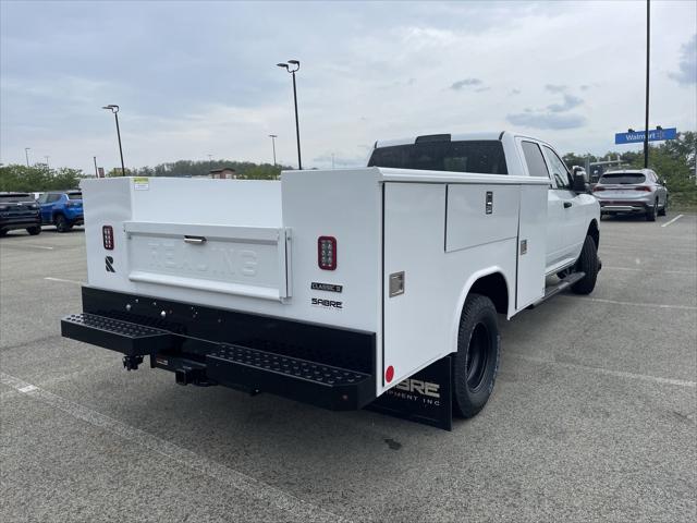 2024 RAM Ram 3500 Chassis Cab RAM 3500 TRADESMAN CREW CAB CHASSIS 4X4 60 CA