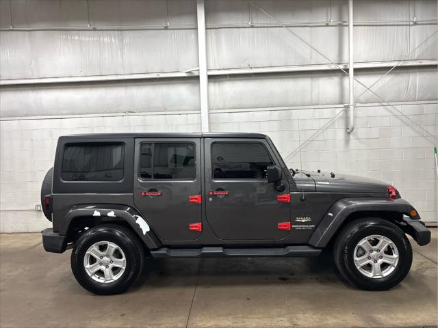 Used 2014 Jeep Wrangler Unlimited For Sale in Wilmington, OH