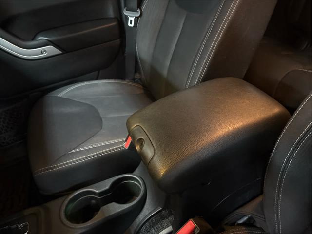 Used 2014 Jeep Wrangler Unlimited For Sale in Wilmington, OH