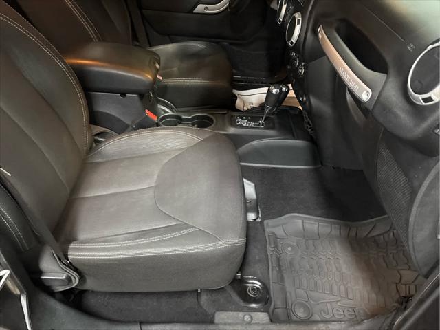 Used 2014 Jeep Wrangler Unlimited For Sale in Wilmington, OH