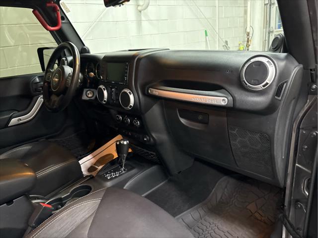 Used 2014 Jeep Wrangler Unlimited For Sale in Wilmington, OH