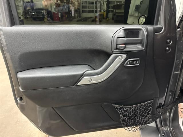 Used 2014 Jeep Wrangler Unlimited For Sale in Wilmington, OH