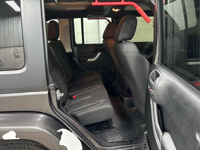 Used 2014 Jeep Wrangler Unlimited For Sale in Wilmington, OH