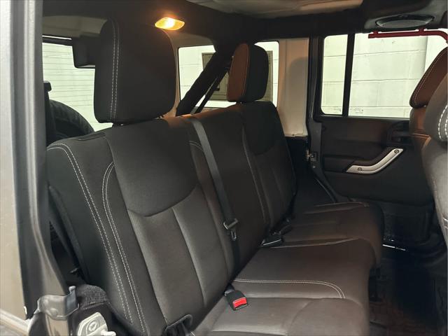 Used 2014 Jeep Wrangler Unlimited For Sale in Wilmington, OH
