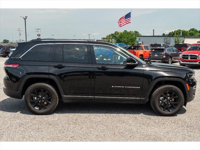 2022 Jeep Grand Cherokee Limited 4x4 2022 Jeep Grand Cherokee Limited 4x4